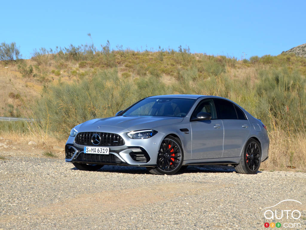 2024 Mercedes-AMG C 63 S E Performance